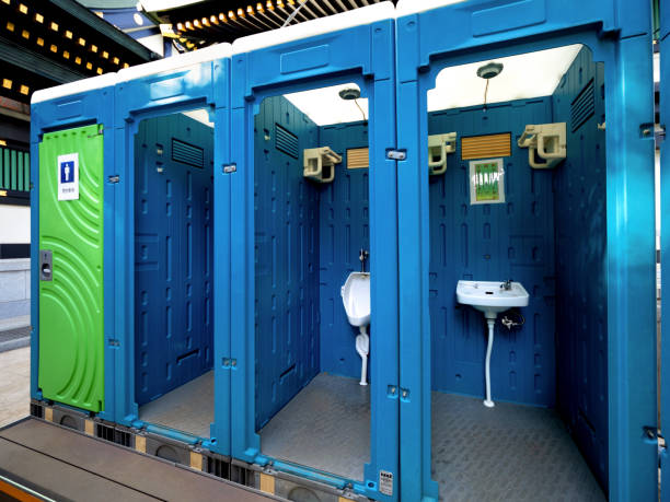 Best Portable restroom trailer rental  in Buffalo Center, IA